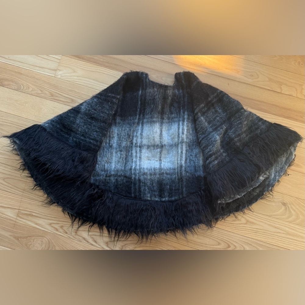 Rachel Ashwell Plaid Faux Fur Poncho Cozy Cape Wrap Farmhouse Style